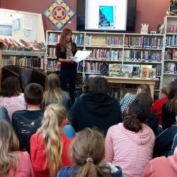 Nikki Tate (250x250)